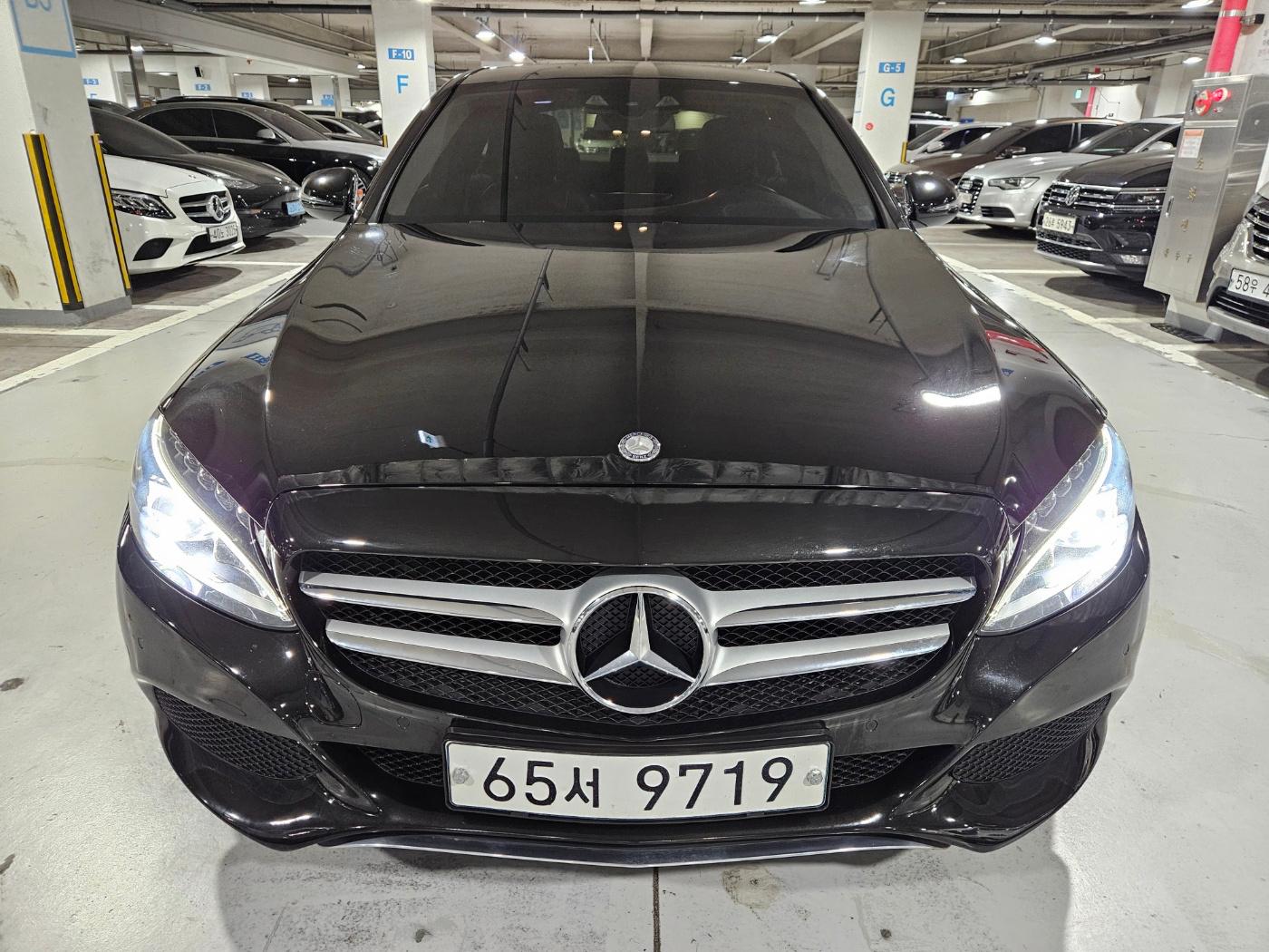 Mercedes-Benz C220